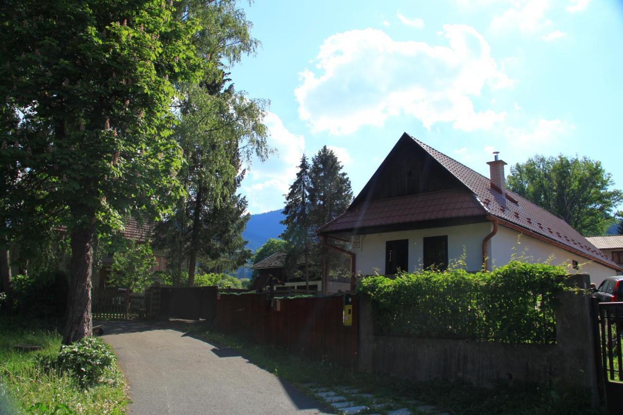 Urbarsky Dom Villa ลิปโตว์สกียาน ภายนอก รูปภาพ