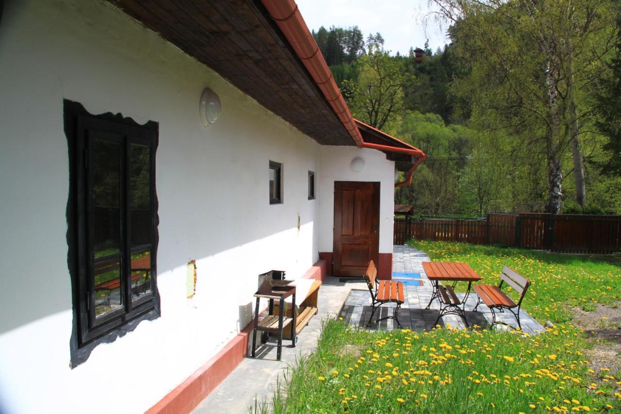 Urbarsky Dom Villa ลิปโตว์สกียาน ภายนอก รูปภาพ